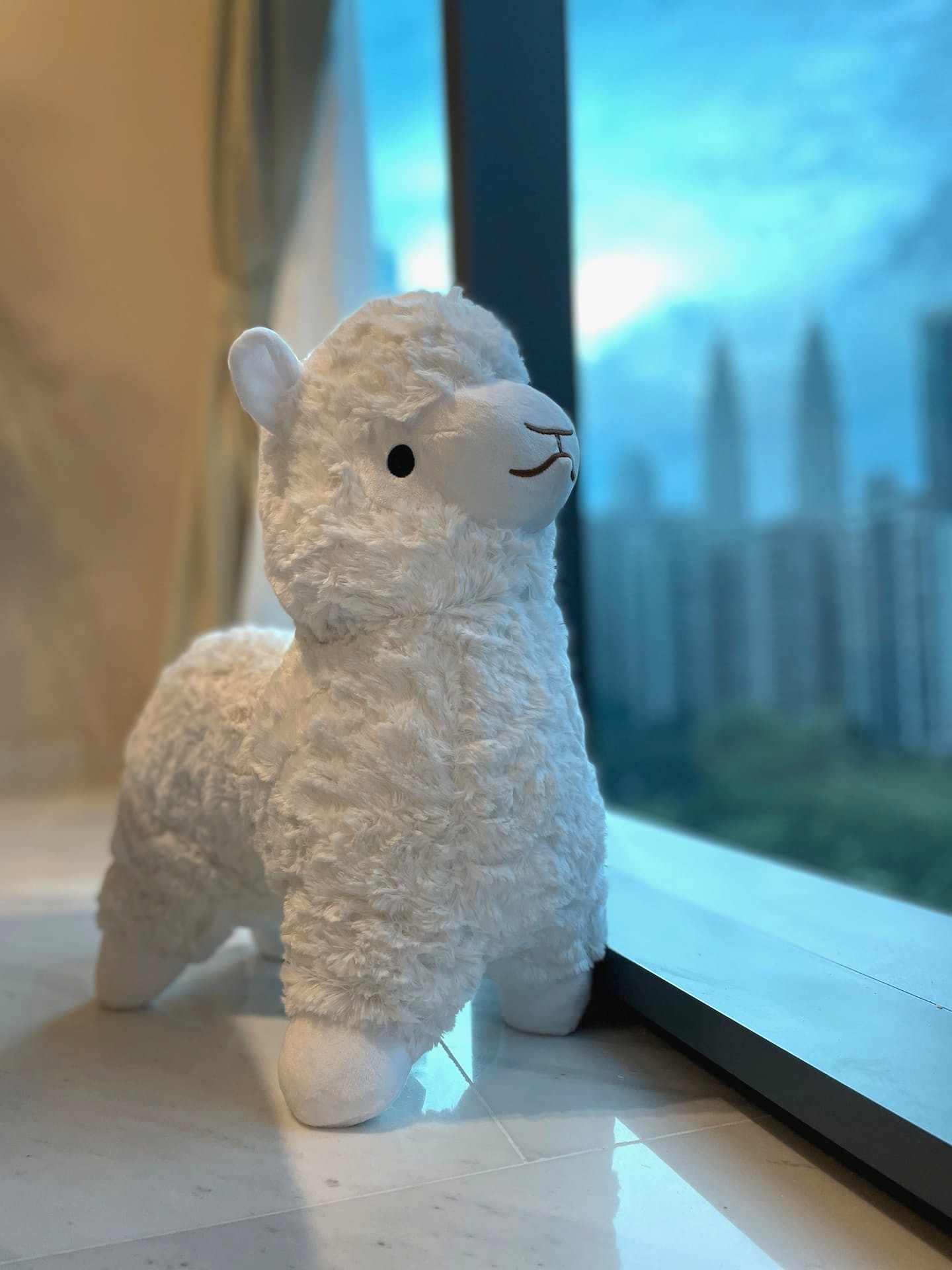 伊顿公寓两室一卫塔景房 1